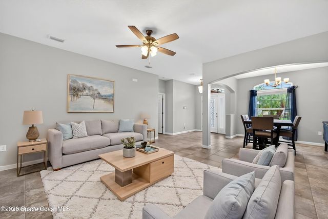 509 Easton Forest Circle SE, Palm Bay, FL 32909