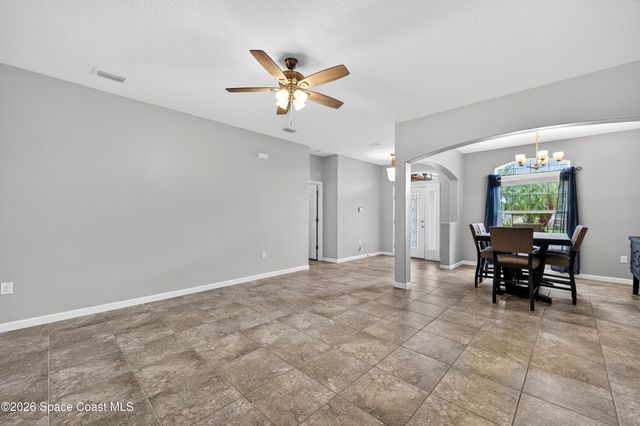 509 Easton Forest Circle SE, Palm Bay, FL 32909