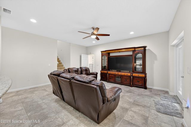 509 Easton Forest Circle SE, Palm Bay, FL 32909