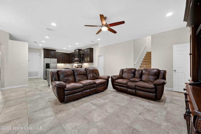 509 Easton Forest Circle SE, Palm Bay, FL 32909