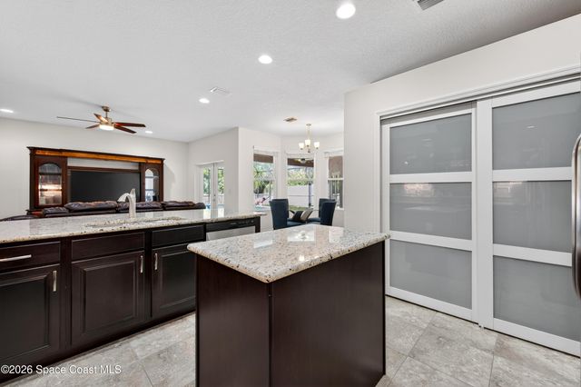 509 Easton Forest Circle SE, Palm Bay, FL 32909