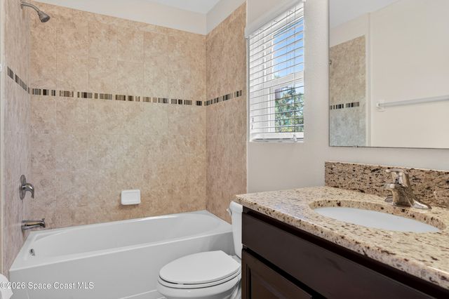509 Easton Forest Circle SE, Palm Bay, FL 32909