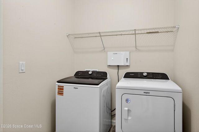 509 Easton Forest Circle SE, Palm Bay, FL 32909