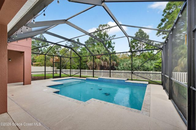 509 Easton Forest Circle SE, Palm Bay, FL 32909