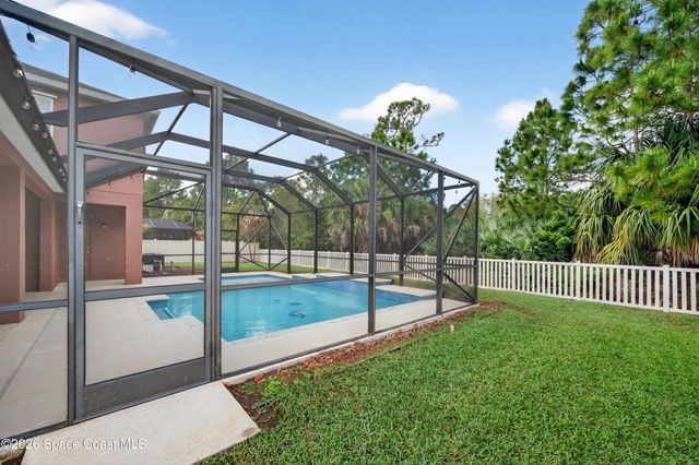 509 Easton Forest Circle SE, Palm Bay, FL 32909