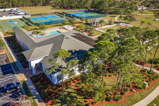 509 Easton Forest Circle SE, Palm Bay, FL 32909