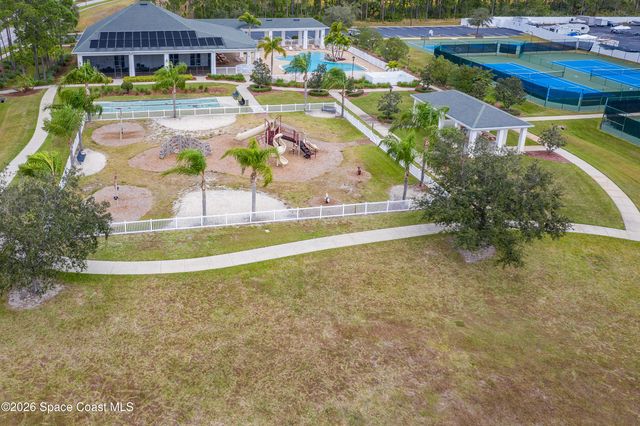 509 Easton Forest Circle SE, Palm Bay, FL 32909