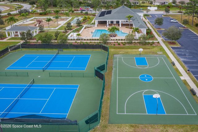 509 Easton Forest Circle SE, Palm Bay, FL 32909