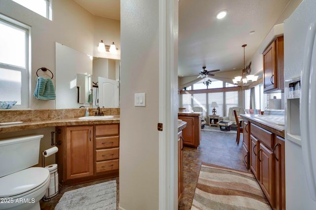 17200 W BELL Road W 817, Surprise, AZ 85374