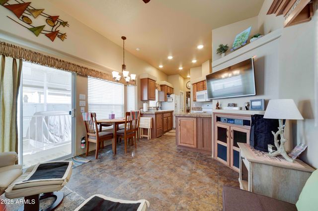 17200 W BELL Road W 817, Surprise, AZ 85374