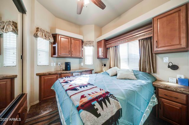 17200 W BELL Road W 817, Surprise, AZ 85374