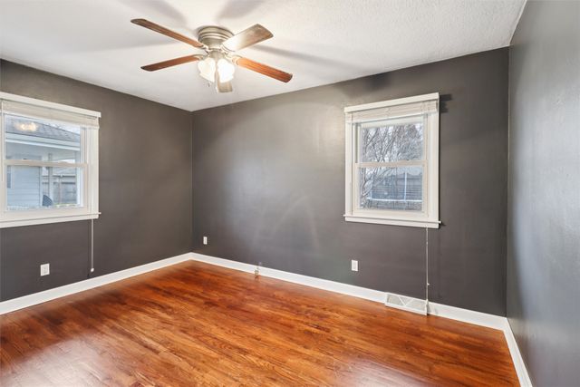 310 SE 7th Street, Ankeny, IA 50021