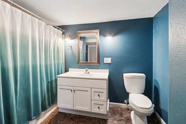 310 SE 7th Street, Ankeny, IA 50021