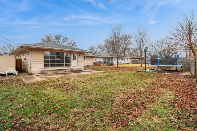 310 SE 7th Street, Ankeny, IA 50021