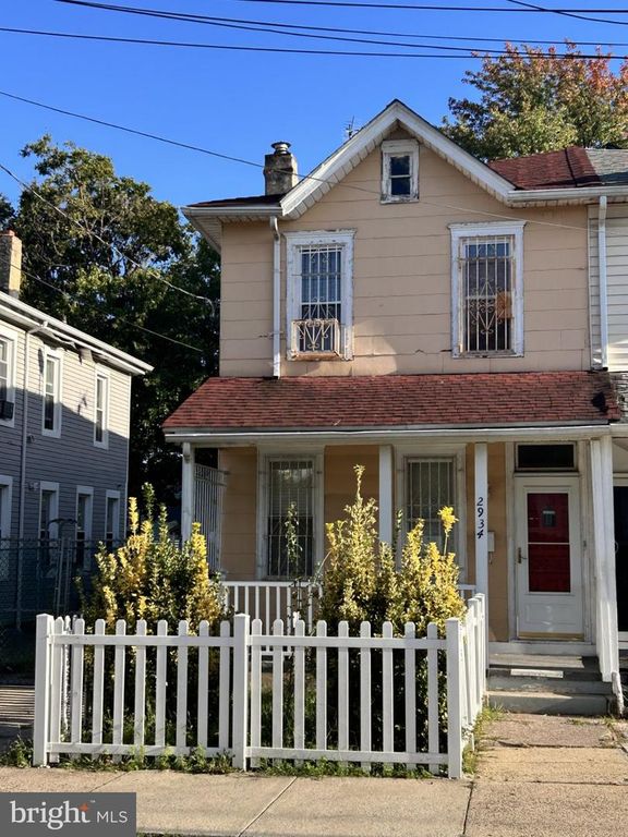 2934 CRAMER ST, CAMDEN, NJ 08105 — exterior