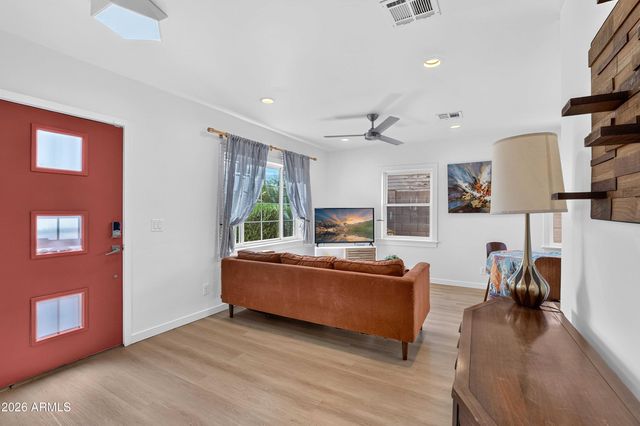 2801 N 10TH Street, Phoenix, AZ 85006