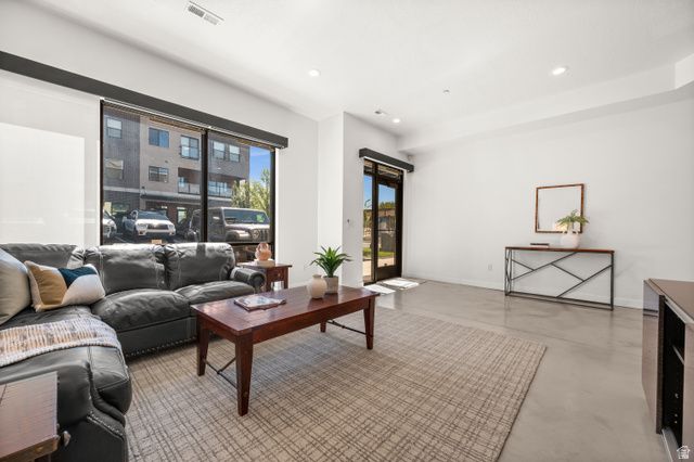 12241 S 900 E, Draper, UT 84020