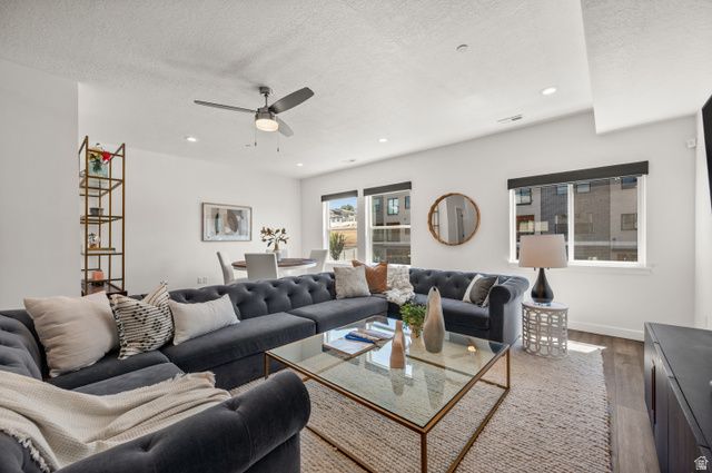 12241 S 900 E, Draper, UT 84020