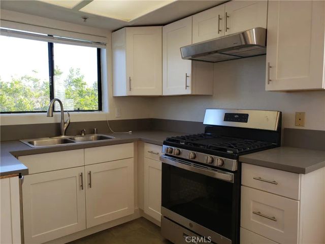 1131 E Doran, Glendale, CA 91206