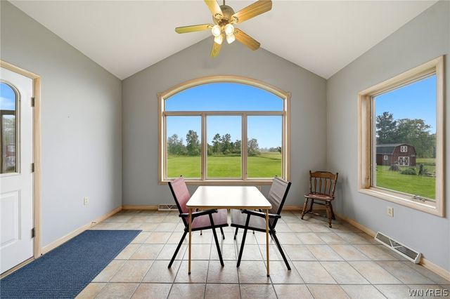 517 Lake Avenue, Lancaster, NY 14086