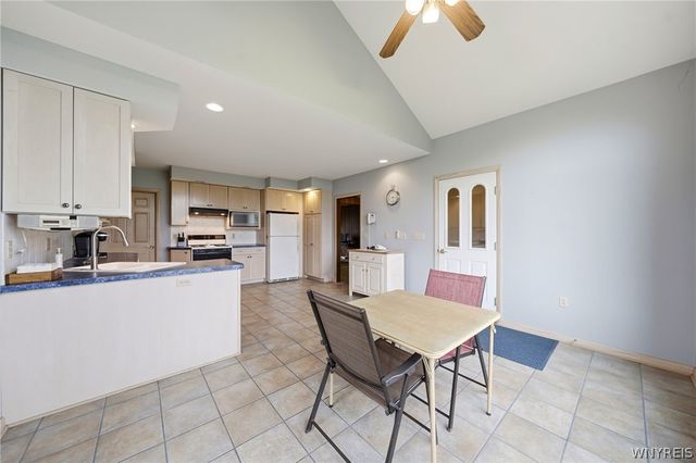 517 Lake Avenue, Lancaster, NY 14086