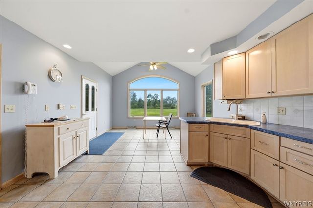 517 Lake Avenue, Lancaster, NY 14086