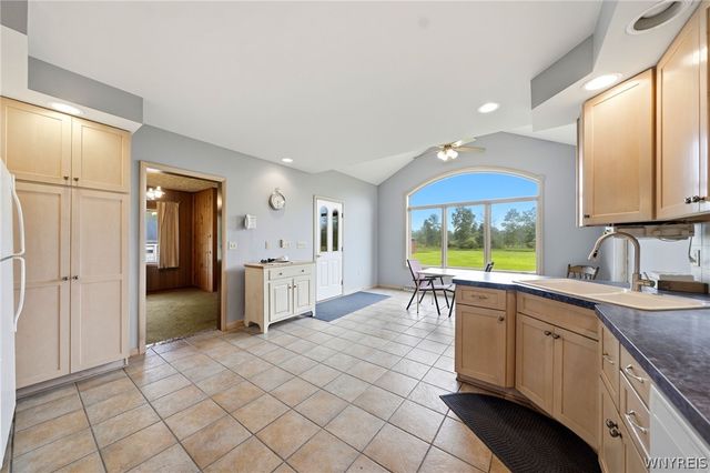 517 Lake Avenue, Lancaster, NY 14086