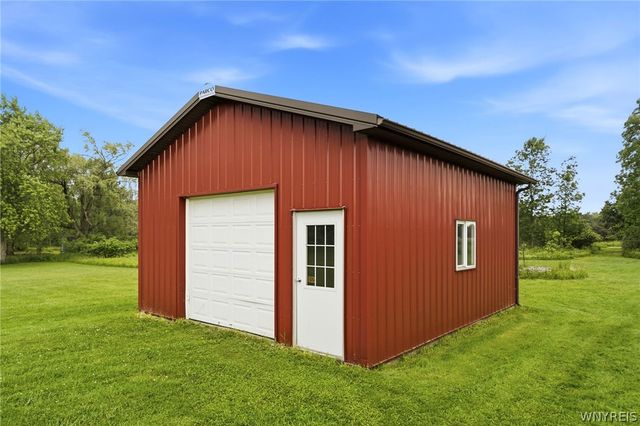 517 Lake Avenue, Lancaster, NY 14086