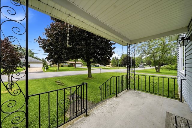 517 Lake Avenue, Lancaster, NY 14086