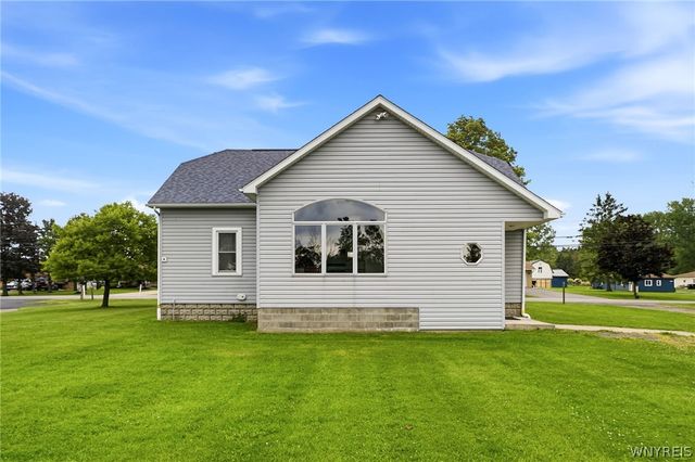 517 Lake Avenue, Lancaster, NY 14086