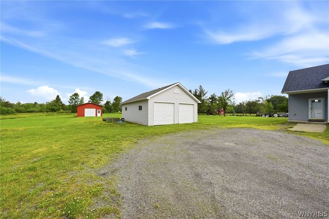 517 Lake Avenue, Lancaster, NY 14086