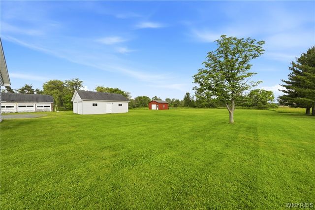 517 Lake Avenue, Lancaster, NY 14086