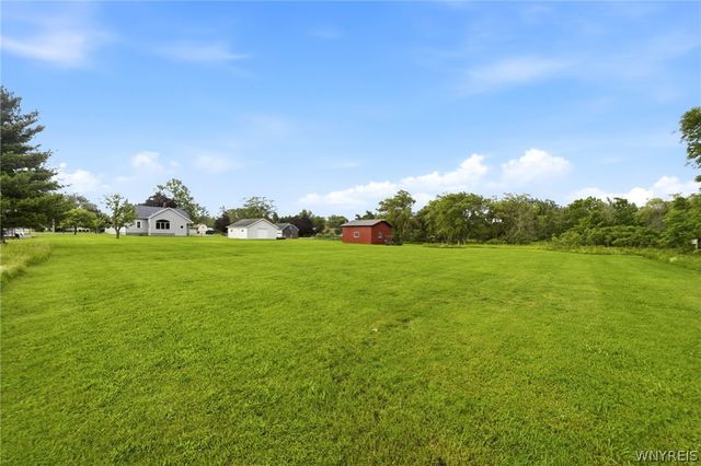 517 Lake Avenue, Lancaster, NY 14086