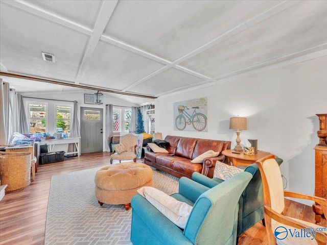 5167 County Road 608, Valley Head, AL 35989