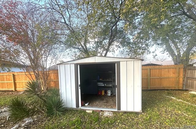 9623 Caney Creek, San Antonio, TX 78245