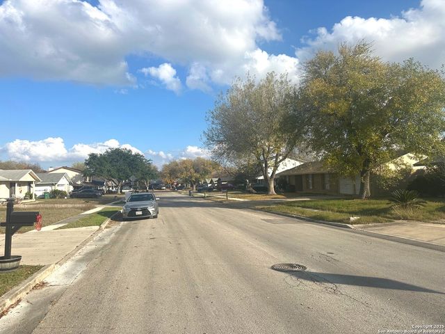 9623 Caney Creek, San Antonio, TX 78245