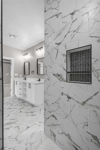 4297 Peak Ln, Elgin, OK 73538