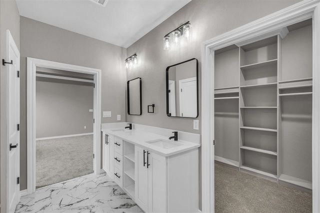 4297 Peak Ln, Elgin, OK 73538