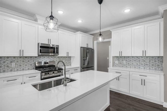 4297 Peak Ln, Elgin, OK 73538