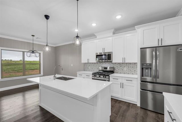 4297 Peak Ln, Elgin, OK 73538