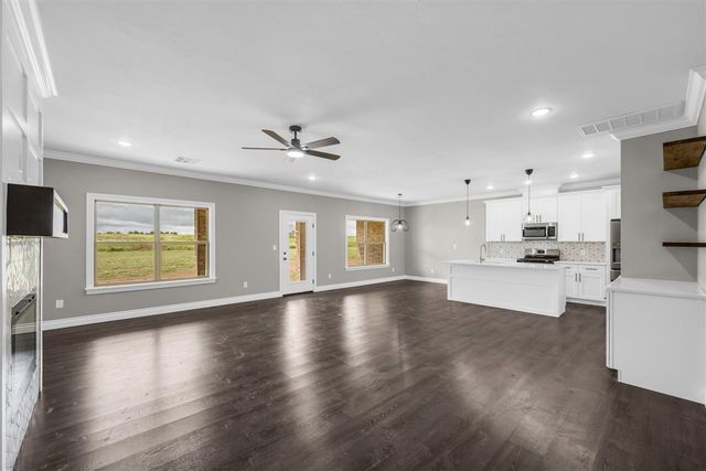 4297 Peak Ln, Elgin, OK 73538