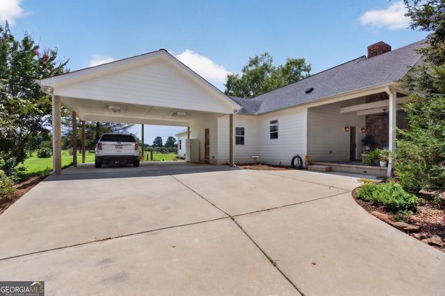 301 Thomas Wilson Road, Roopville, GA 30170
