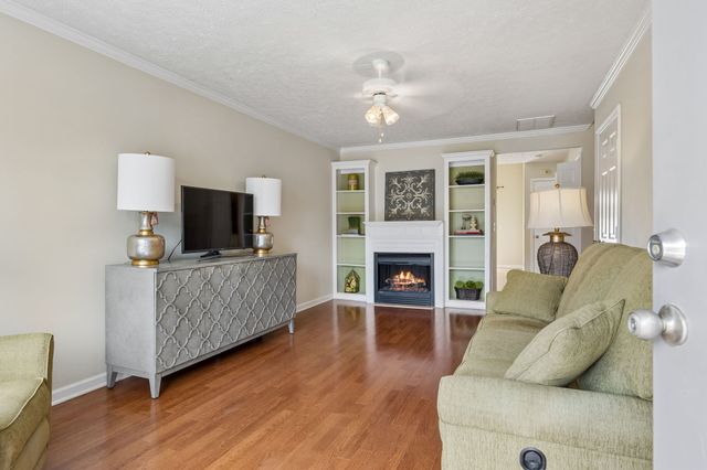 2120 Lebanon Pike Apt 90, Nashville, TN 37210