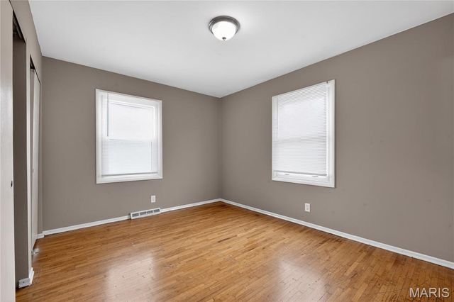 11007 Landseer Drive, St Louis, MO 63136