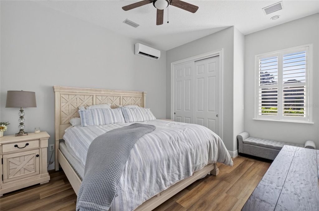 Image 51 of property listing at 9904 BRENTFORD COURT, Windermere, FL 34786