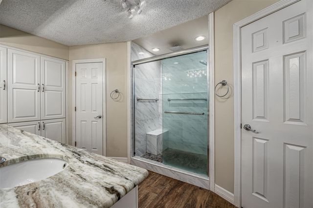 3301 Savell Drive, Baytown, TX 77521
