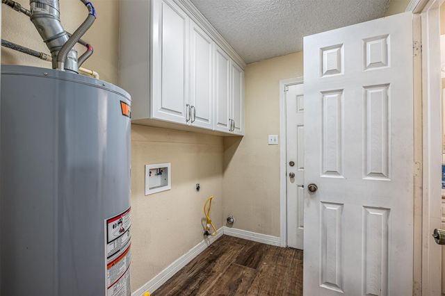 3301 Savell Drive, Baytown, TX 77521