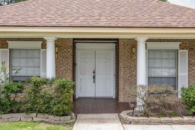3301 Savell Drive, Baytown, TX 77521