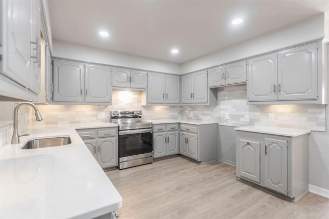 406 NW 45th Street, Oklahoma City, OK 73118