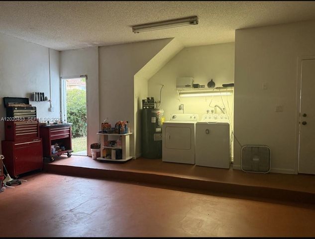 15619 SW 112th Drive, Miami, FL 33196